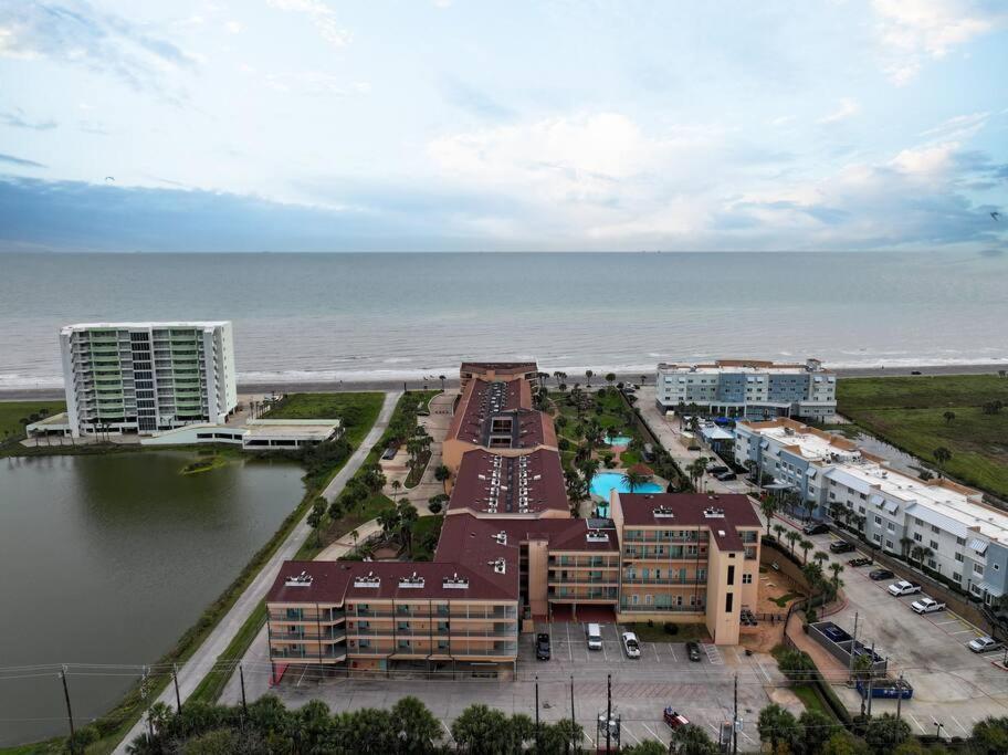 Baca Beach Escape I - 3 Pools - Pet Friendly Galveston Dış mekan fotoğraf